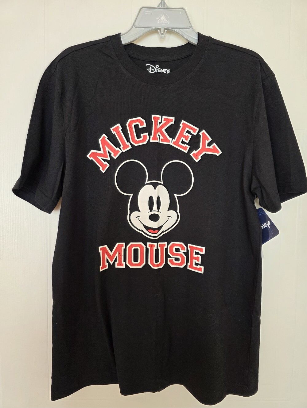 Disney Mickey Mouse Short Sleeve Crew Neck Tee Shirt, Black, Medium